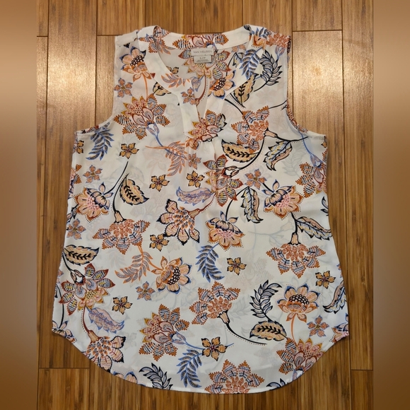 NWOT Van Heusen Floral Top - Picture 1 of 7